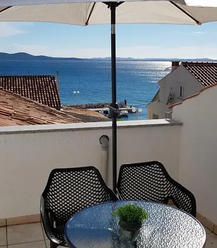 Rustic House Diklo 20M From The Sea