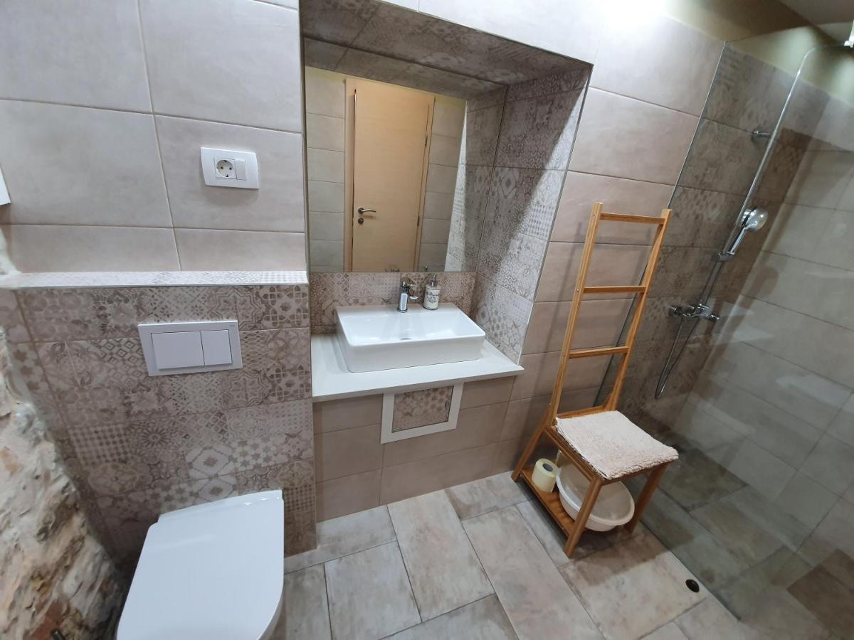 Apartment Rustic House Diklo 20m From The Sea Zadar
