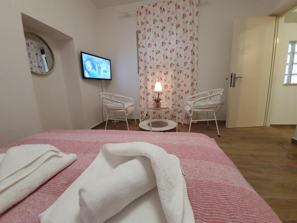 Rustic House Diklo 20m From The Sea